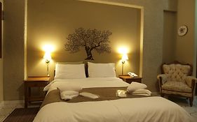 Kleopatra Traditional Hotel Apartments